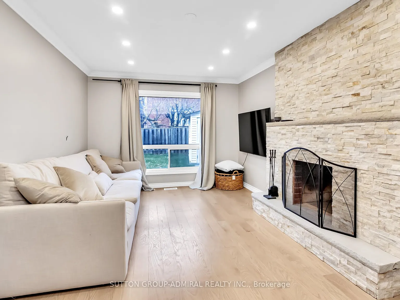 4 bed, $4,500 — Photo 4