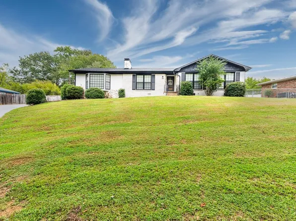 4746 Circle Dr, Florence, AL 35630