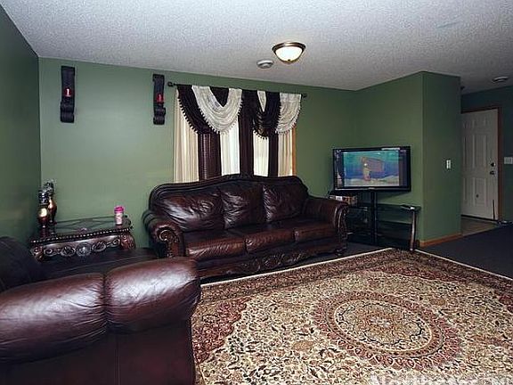 2nd image of 59 Lowry Ave NE