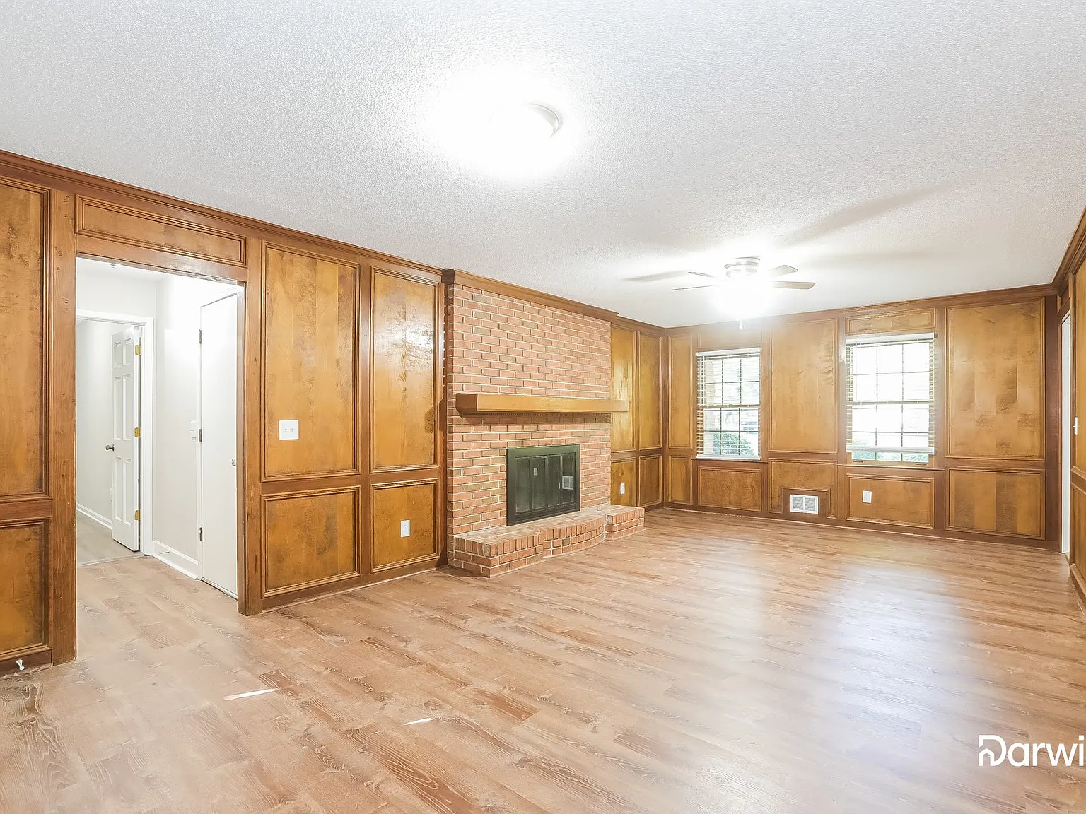 4 bed, 3.0 bath, 2266 sqft, $2,395 — Photo 4