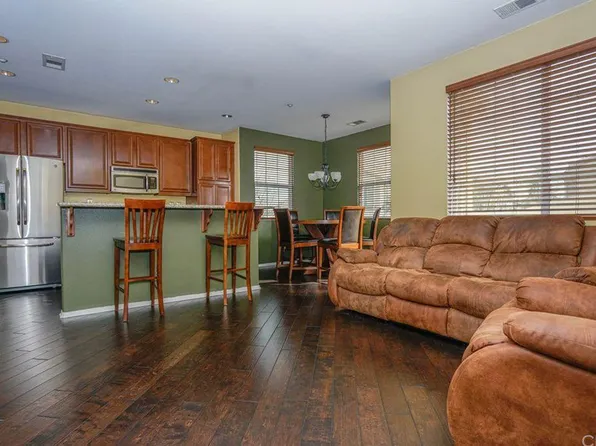 44968 Bellflower Ln #28, Temecula, CA 92592