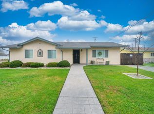 6403 Merle Dr, Redding, CA 96001