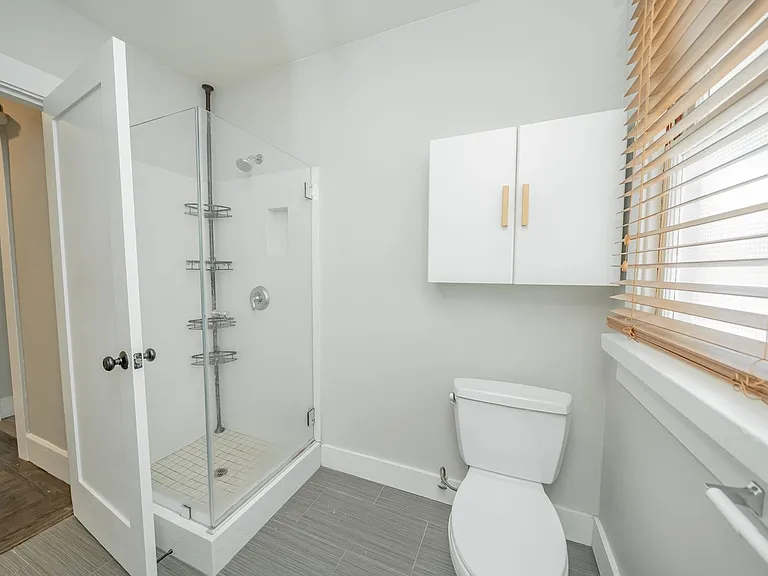 2209 Cedar Street — Photo 7