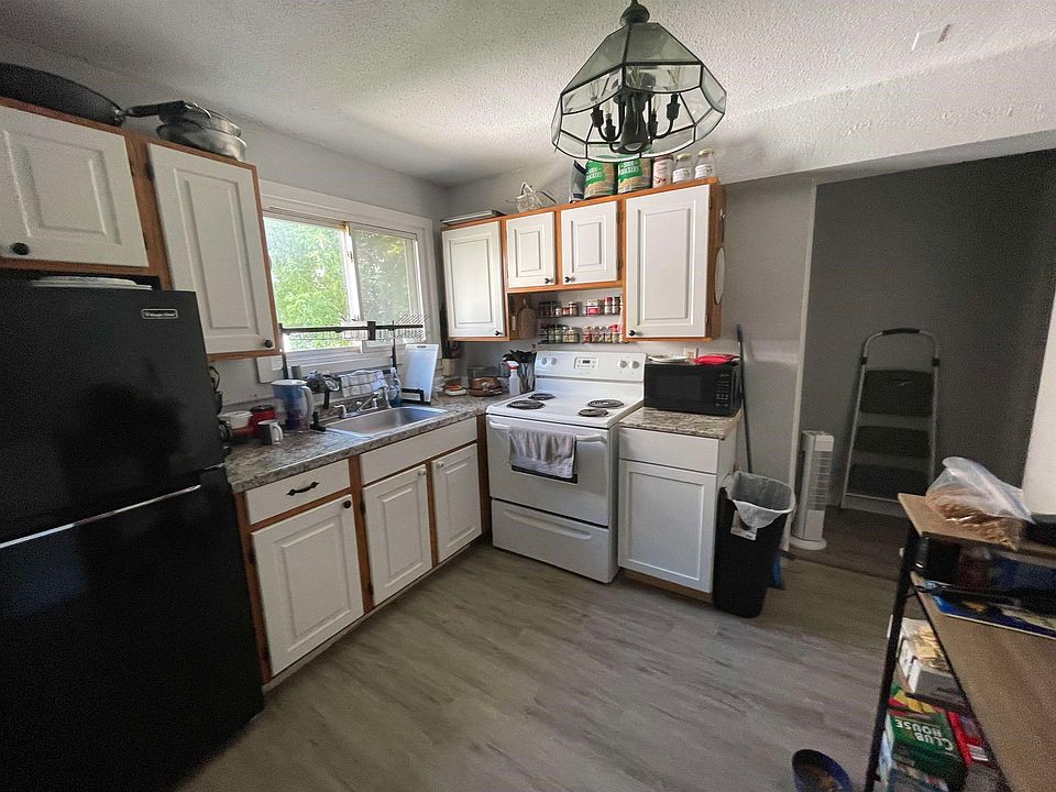 52 Chestnut Avenue, Rutland, VT 05701 MLS 4971745 Zillow