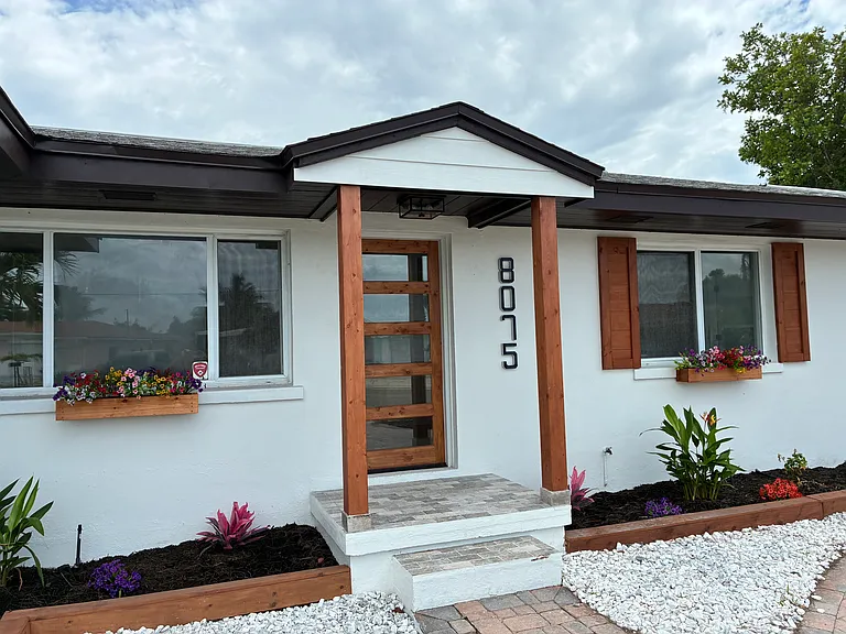 8075 Gulf Blvd — Photo 1