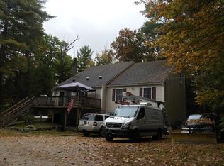 8 Sunset Ave, Chester, NH 03036