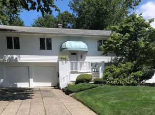 19 Junard Blvd, Pt Jefferson Station, NY 11776