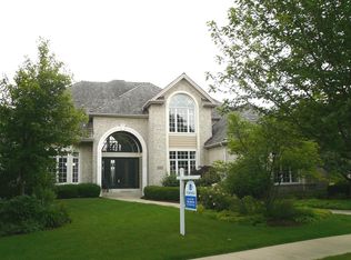 1064 Reddington Dr, Aurora, IL 60502