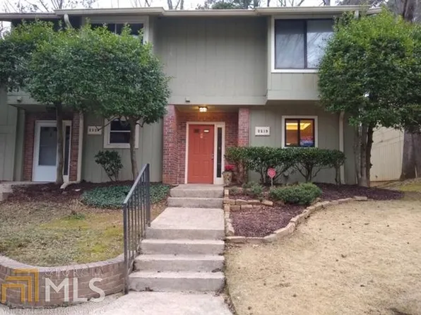 2219 Surrey Ct, Marietta, GA 30067