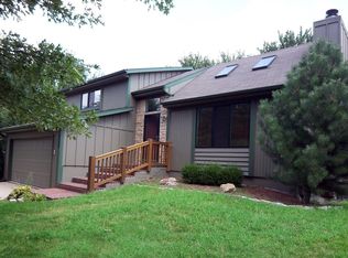 9335 Acuff Ln, Lenexa, KS 66215