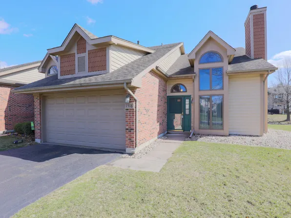 1518 Coral Cv, Hobart, IN 46342