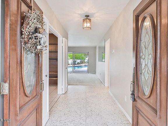 5th image of 23433 Jonathan St