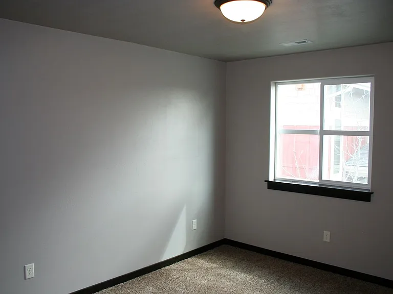 2282 Gallatin Green — Photo 22