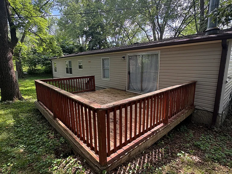 212 Mills Dr — Photo 16