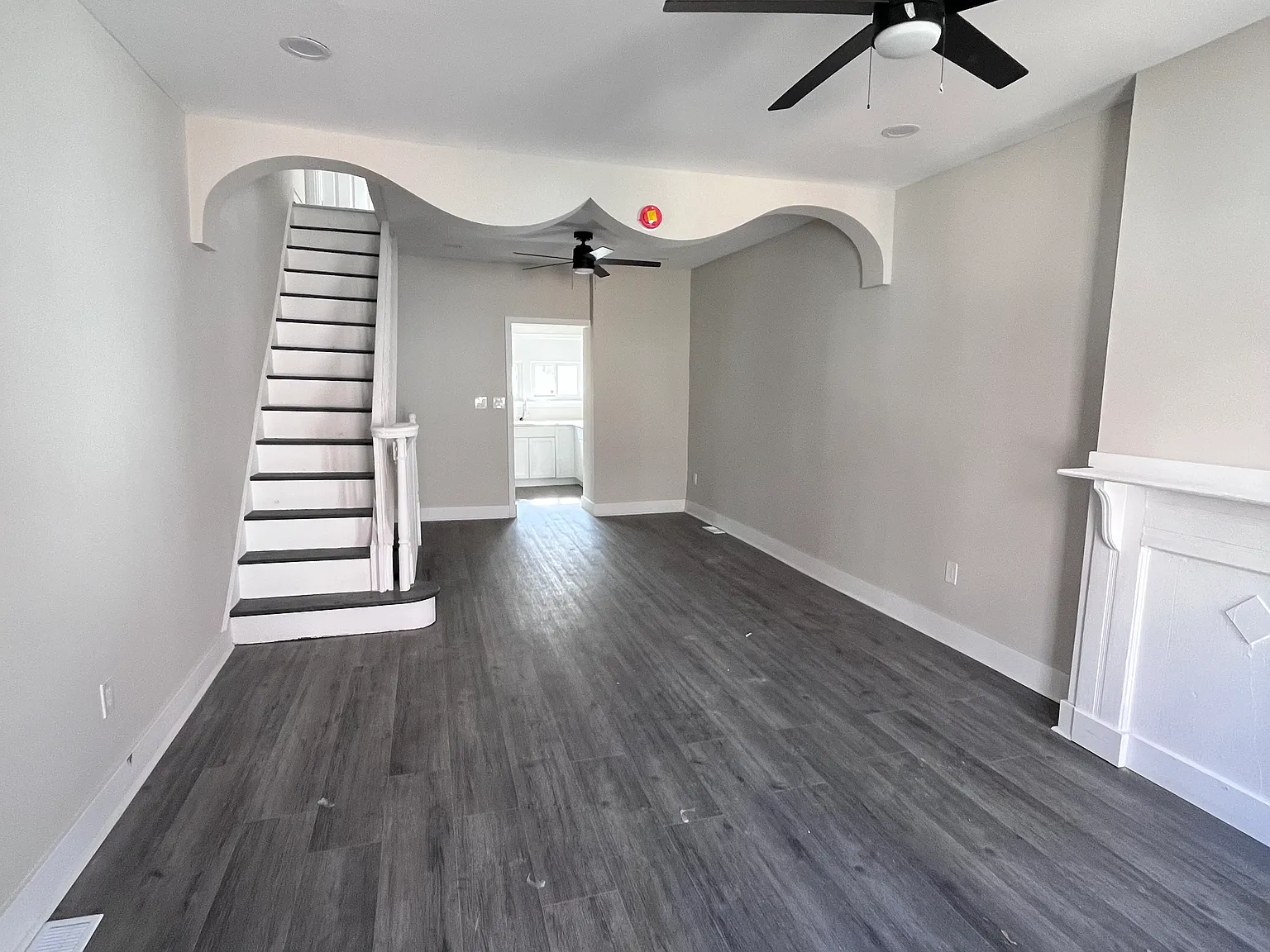 2 bed, 1160 sqft, $1,750 — Photo 3