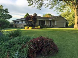 2650 Buena Vista Dr, Brookfield, WI 53045