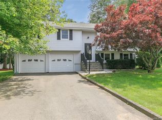 114 Mark Dr, South Windsor, CT 06074