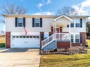 1060 Pauley Ct, Berea, KY 40403