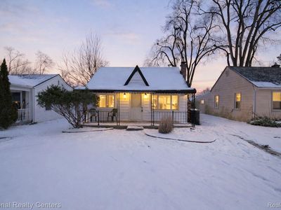 5672 N Linville St, Westland, MI, 48185