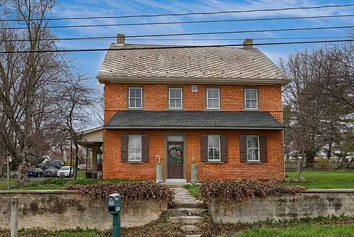 2047 Jarvis Rd Photo 1