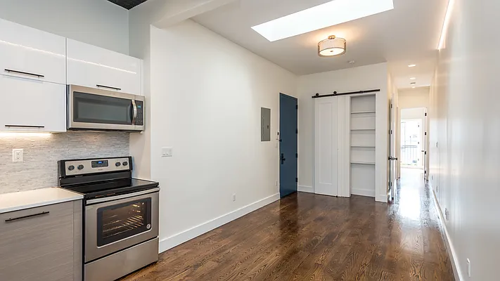 Rented by Nooklyn NYC LLC | media 13