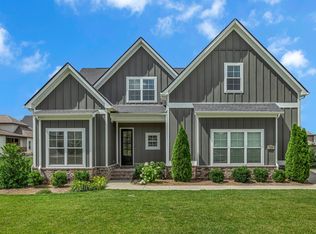 609 Dallas Ct, Murfreesboro, TN 37130