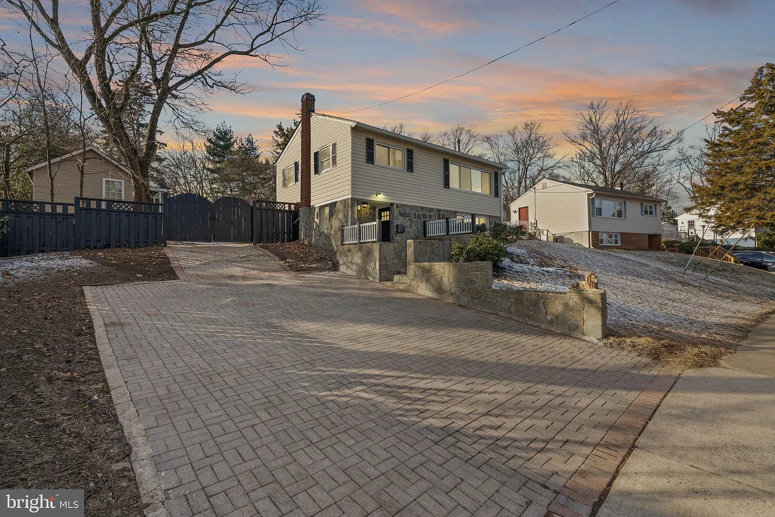 13434 Greenacre Dr photo 1