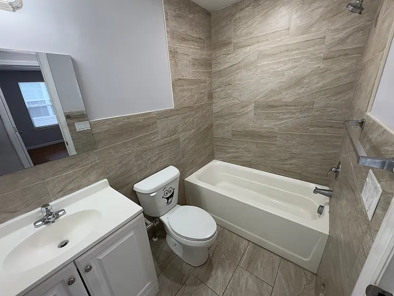 301 N 13th St #1 — Photo 23