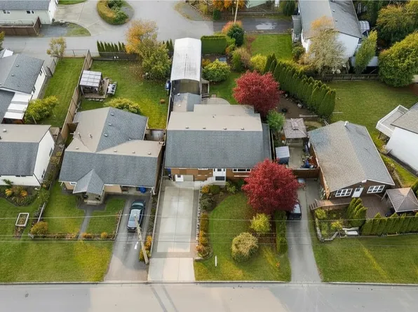 650 Park St, Hope, BC V0X 1L4