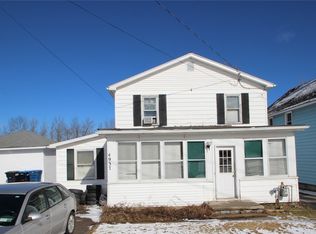 4937 Ridge Rd, Williamson, NY 14589