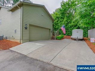 828 Idylwood Dr SE, Salem, OR