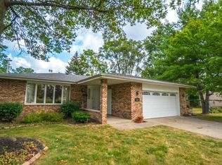 624 E Pine St, Griffith, IN 46319