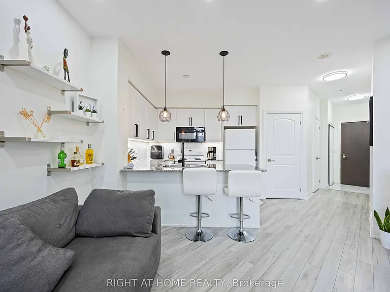1060 Sheppard Ave W #1521 — Photo 24