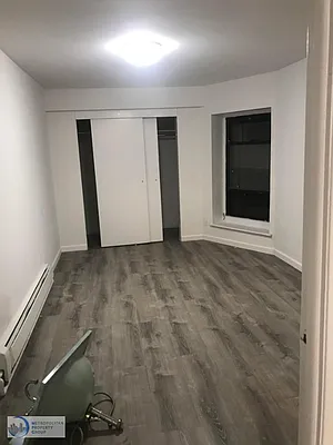 Rented by Metropolitan Property Group | media 31