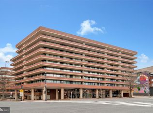 2555 Pennsylvania #418, Washington, DC 20037