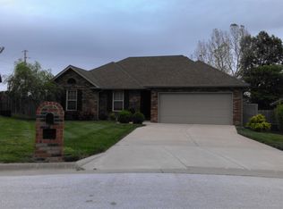 3111 W Melbourne St, Springfield, MO 65810