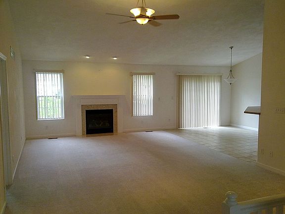 Living & Dining Area