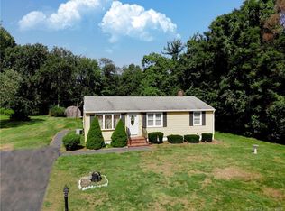 29 Chandler Dr, Prospect, CT 06712