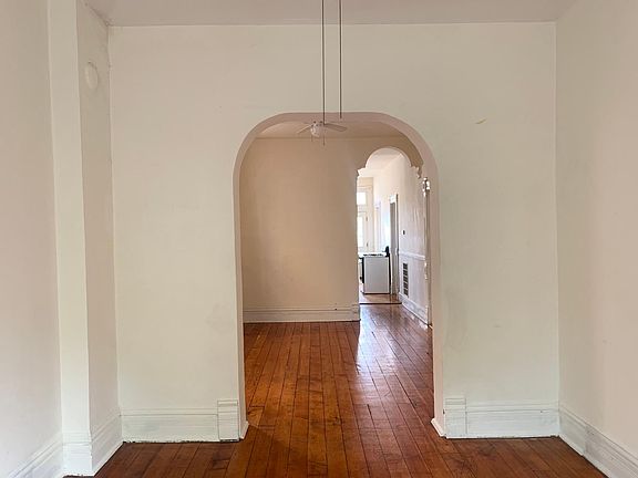 2nd image of 1721 W Huron St