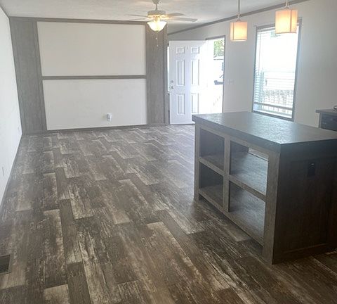 4th image of 1440 W Plum St #145