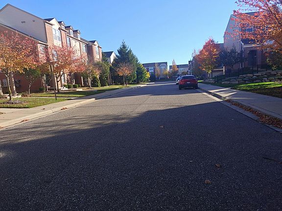 4th image of 44709 Gwinnett Loop
