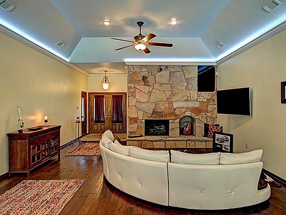 5th image of 4203 Teriwood Cir