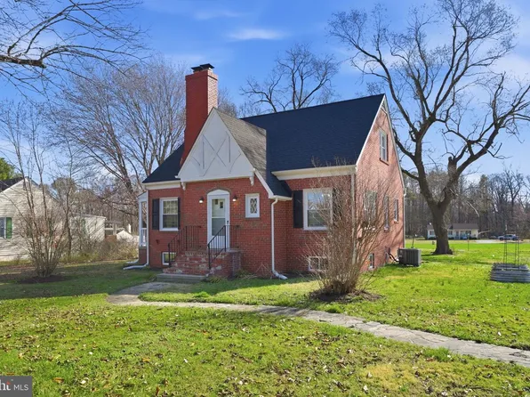 159 Peach Grove Ln, Montross, VA 22520