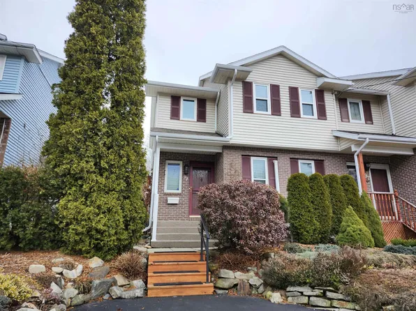 99 Bruce Dr, Halifax, NS B4C 3V2