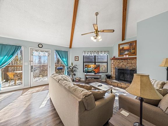 5th image of 703 Maples Ct