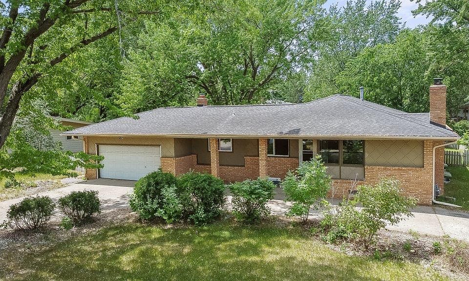 1st image of 7833 Tessman Dr N