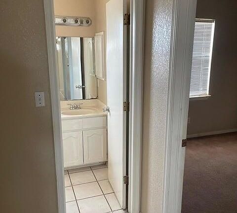 4th image of 11933 Royal Woods Dr