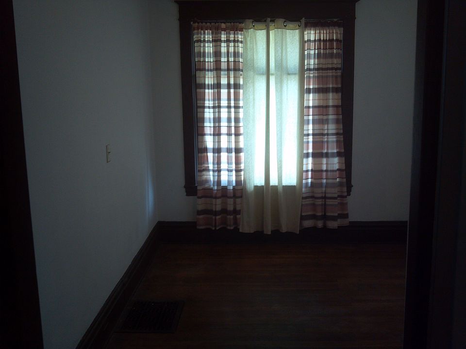 2nd image of 523 Union St