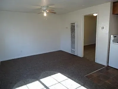 130 Wilson Ave #B — Photo 4