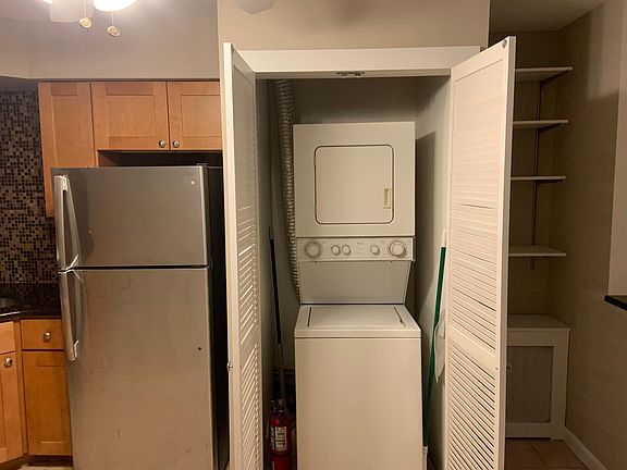 5th image of 1622 E Passyunk Ave #2
